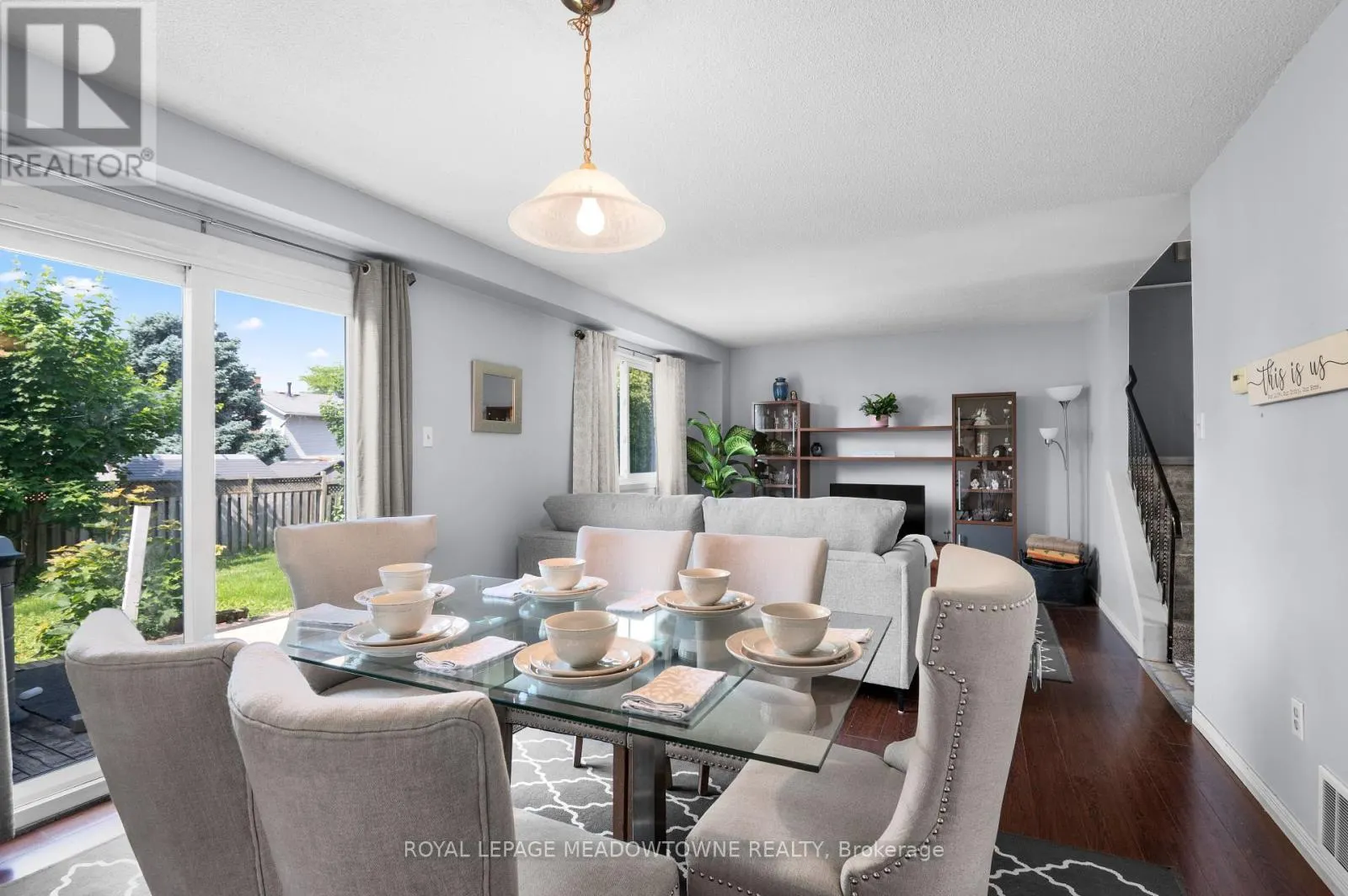 6058 STARFIELD CRESCENT