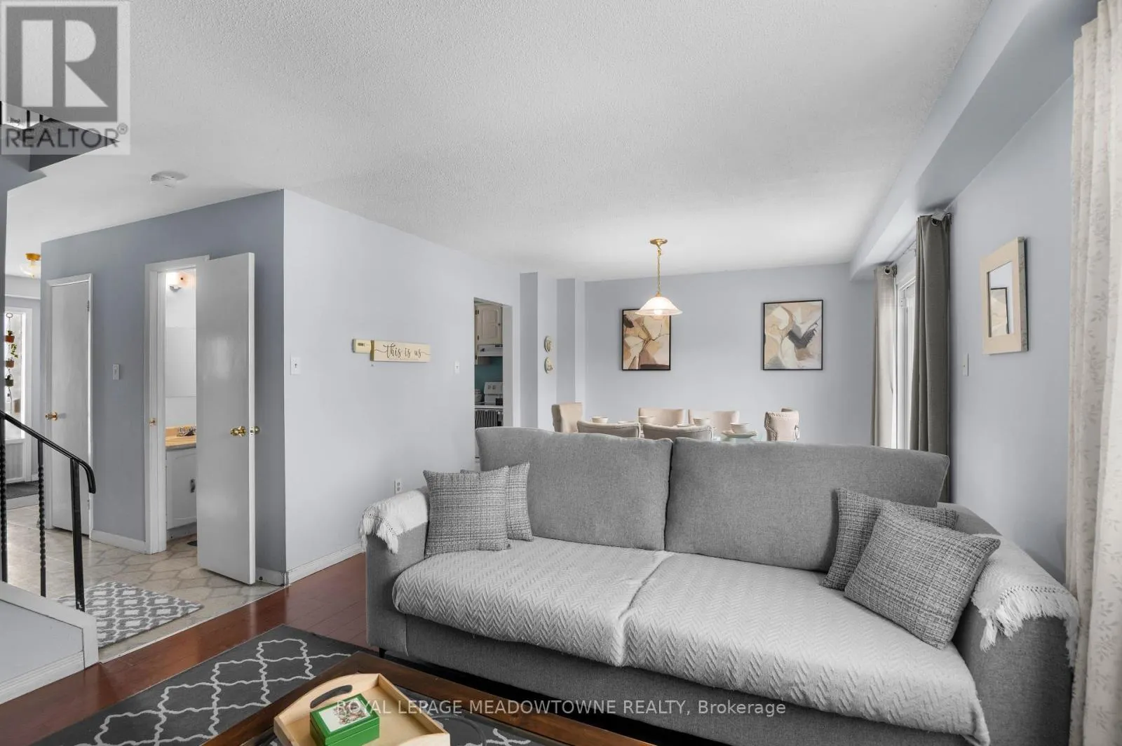 6058 STARFIELD CRESCENT