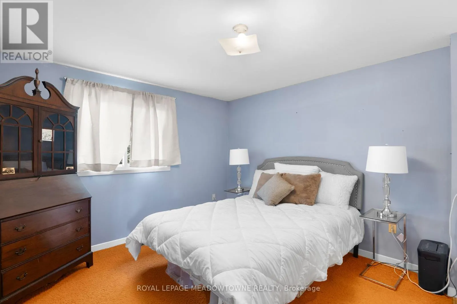 6058 STARFIELD CRESCENT