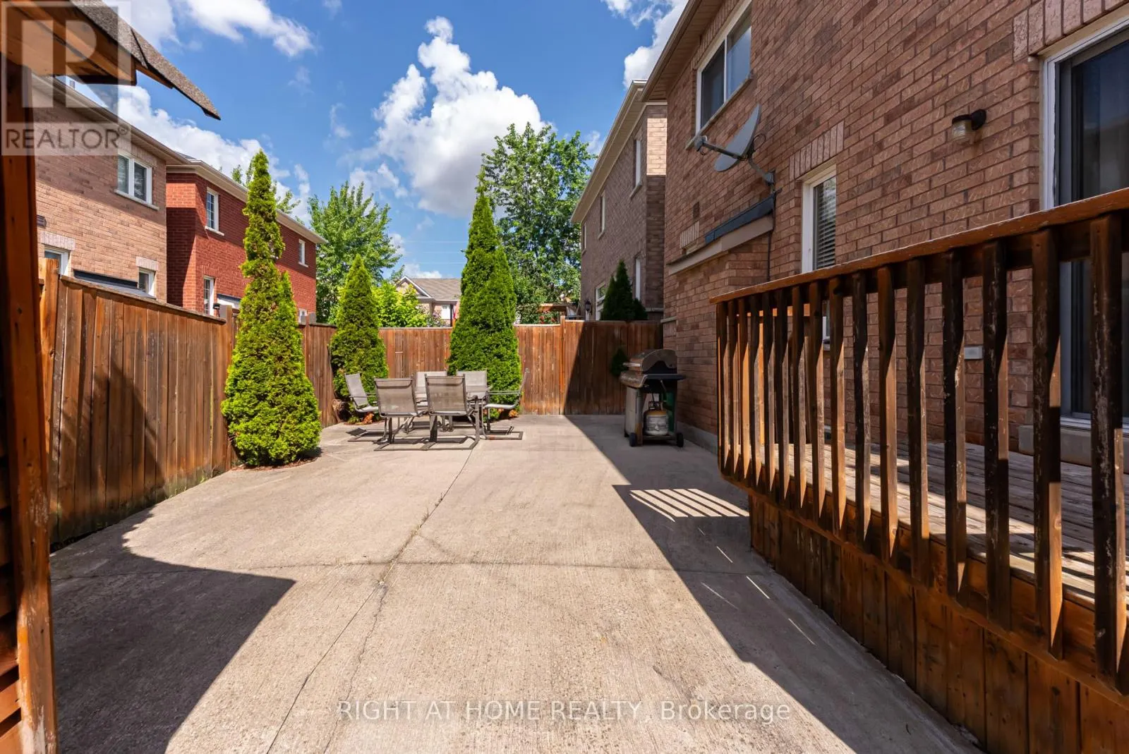 12 JOYWILL COURT