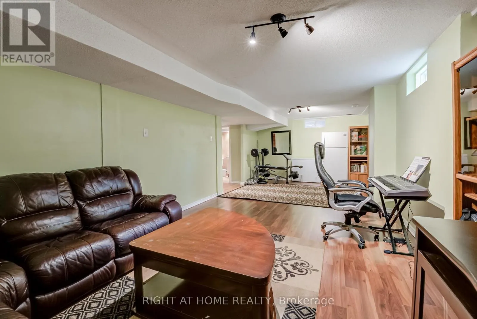 12 JOYWILL COURT