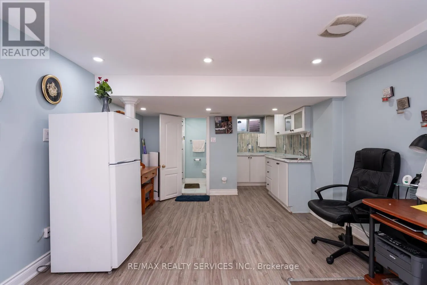 58 - 2825 GANANOQUE DRIVE