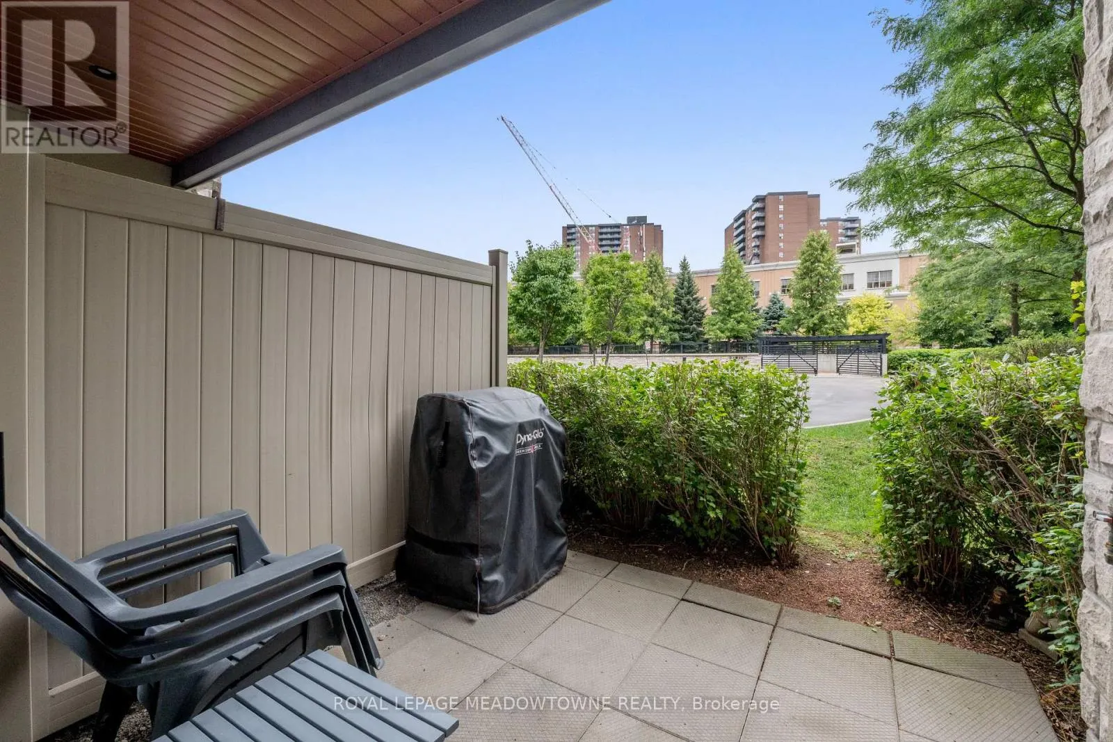 125 - 570 LOLITA GARDENS