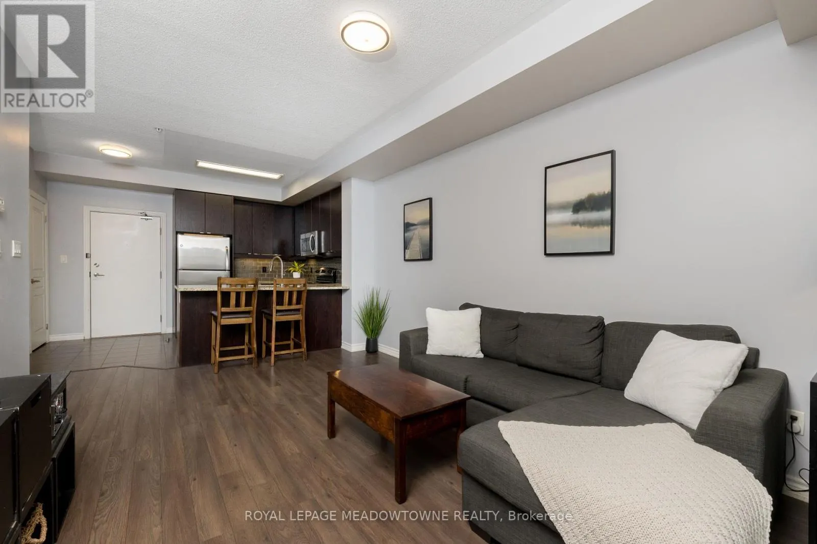 125 - 570 LOLITA GARDENS