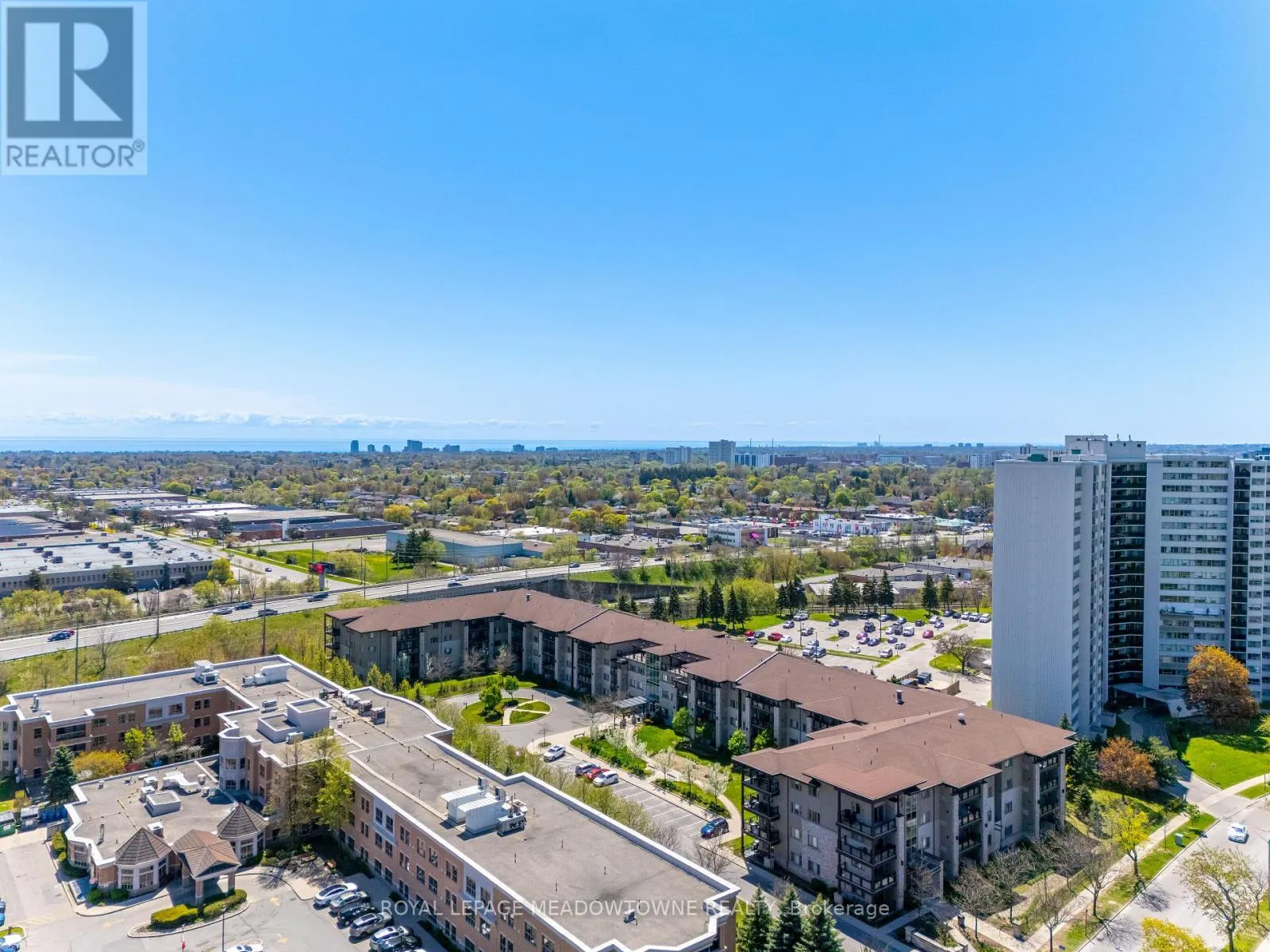 125 - 570 LOLITA GARDENS
