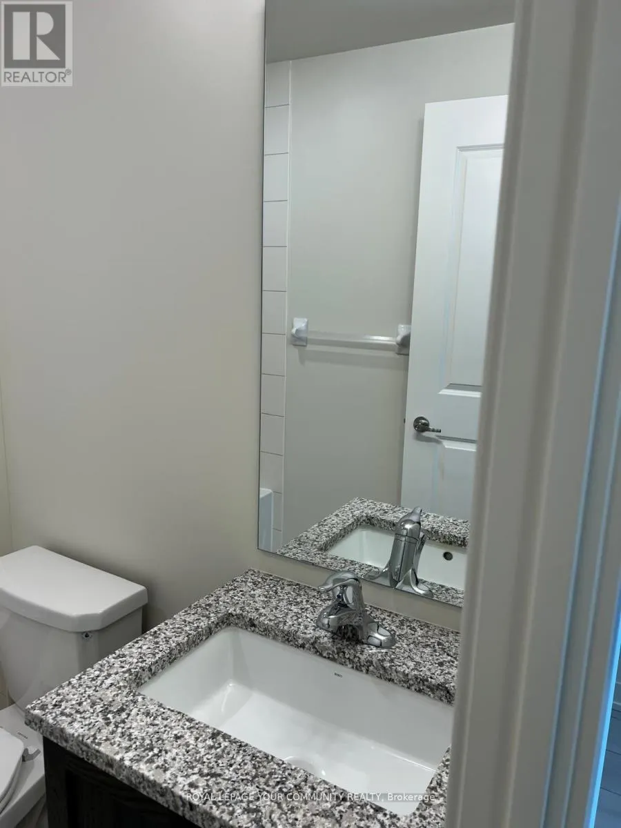 2201 - 38 ANNIE CRAIG DRIVE