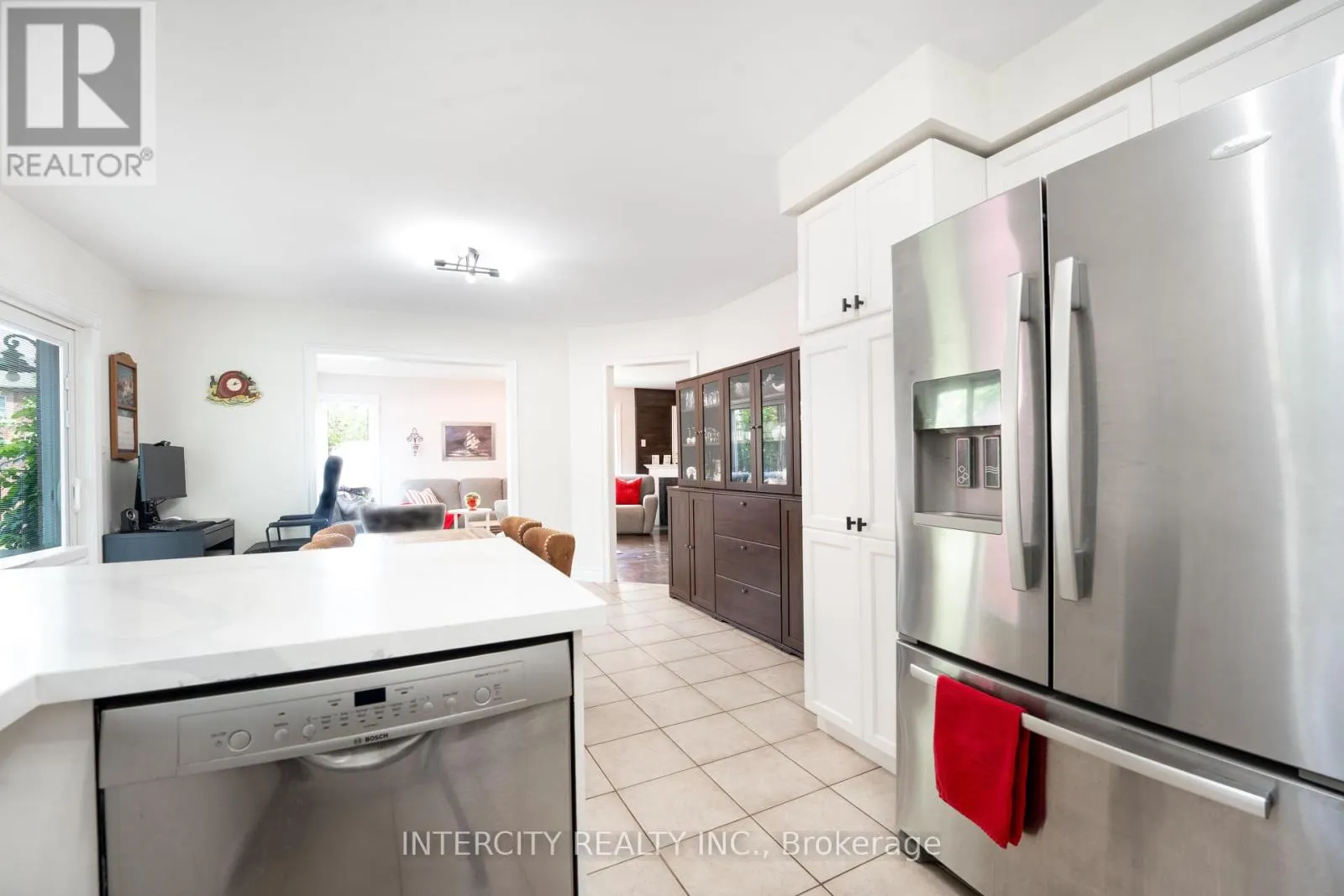 5409 DUCHESS COURT