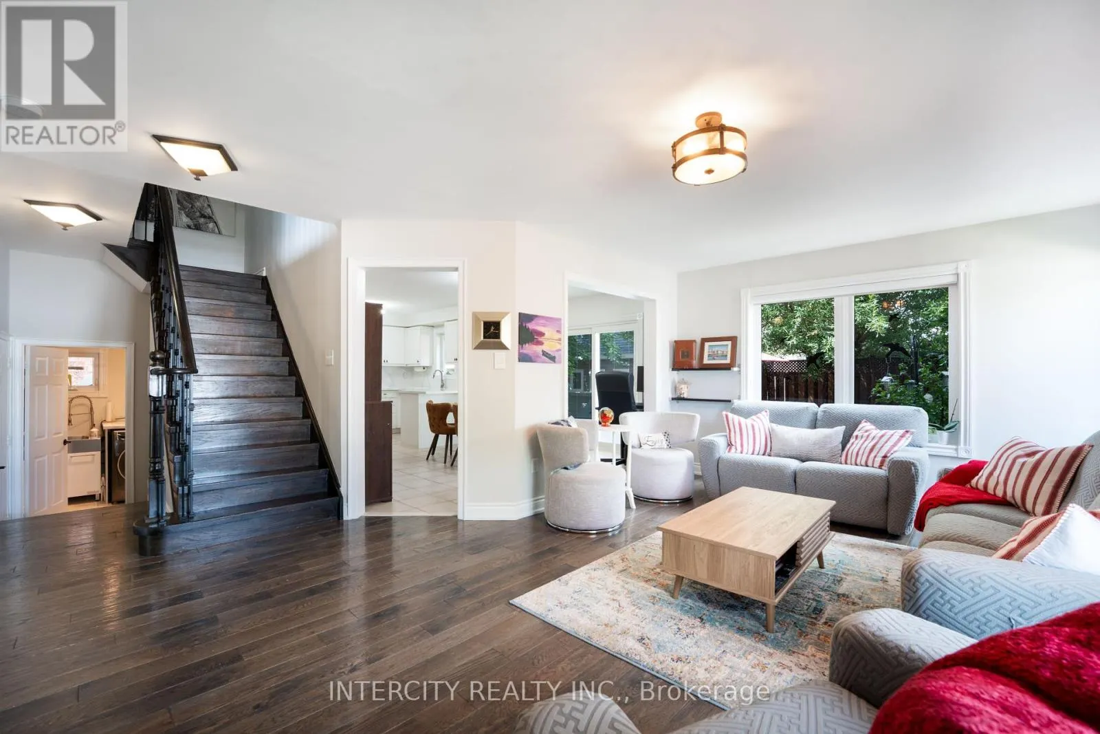 5409 DUCHESS COURT