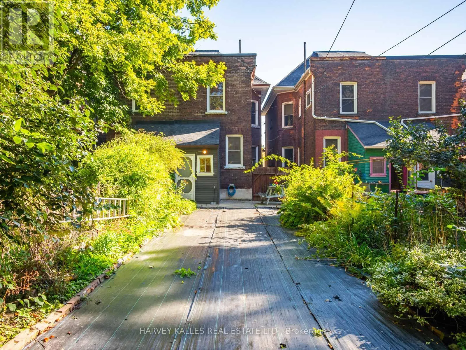 132 CLOSE AVENUE