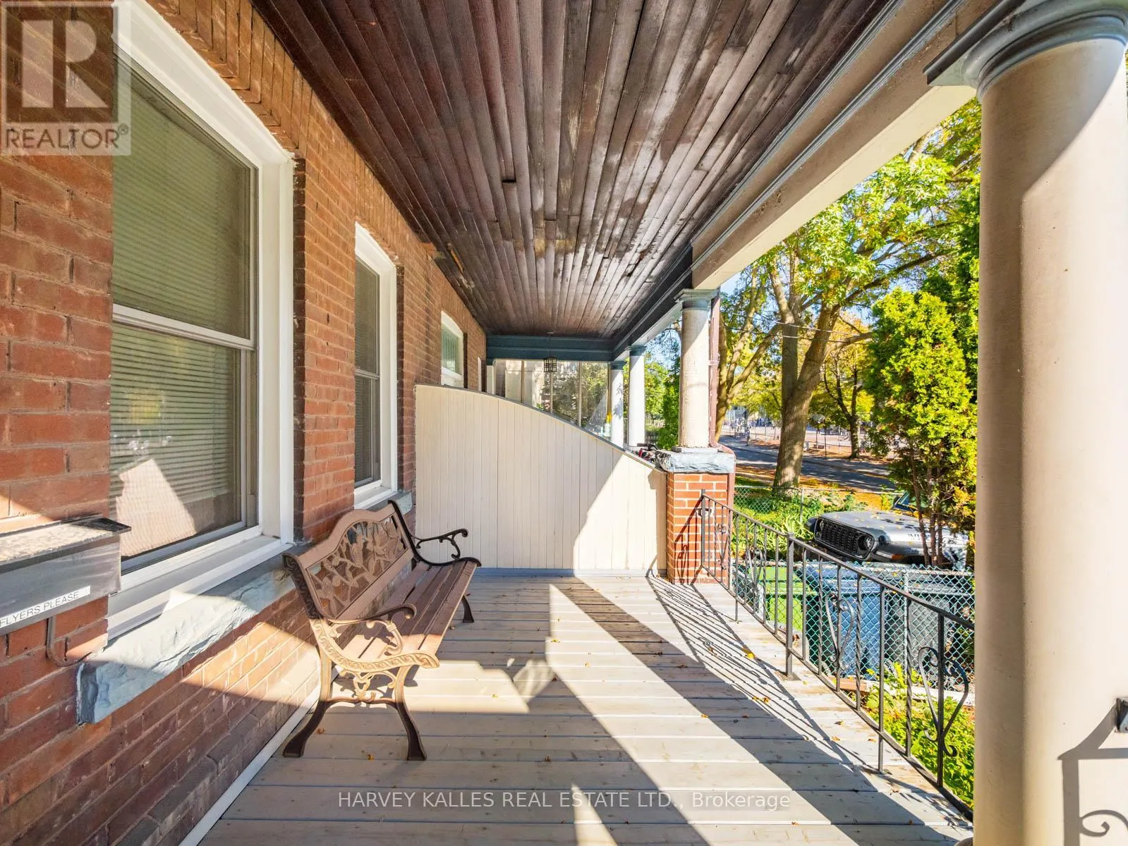 132 CLOSE AVENUE