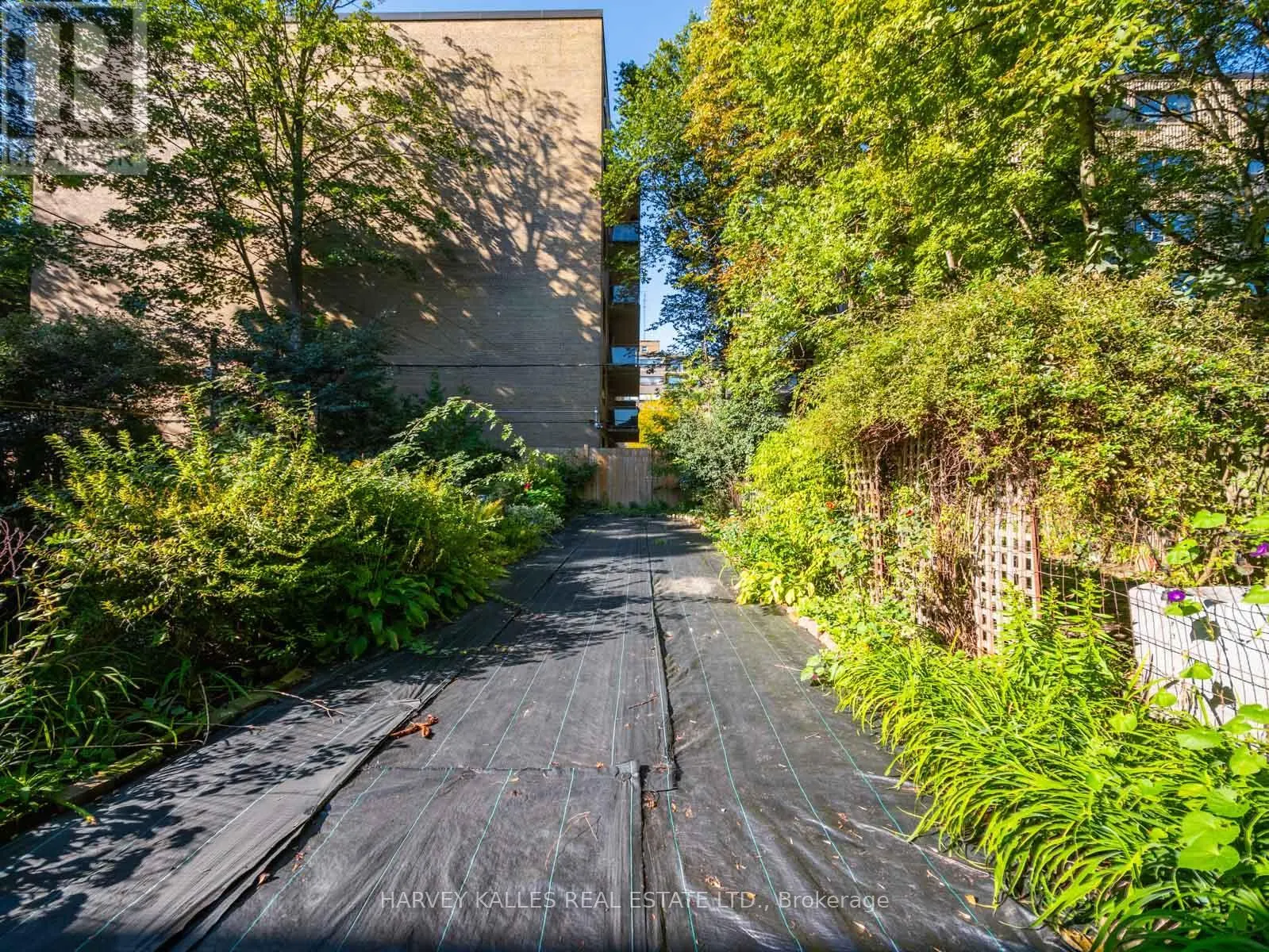 132 CLOSE AVENUE
