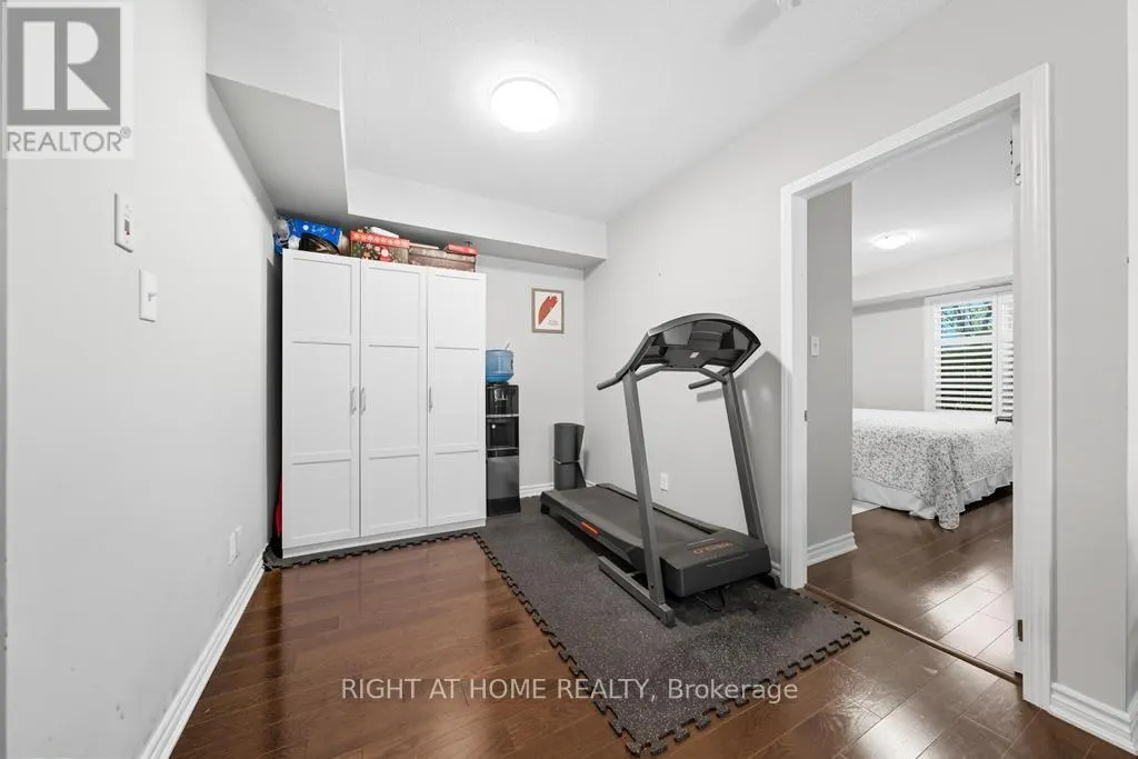 121 - 3070 ROTARY WAY