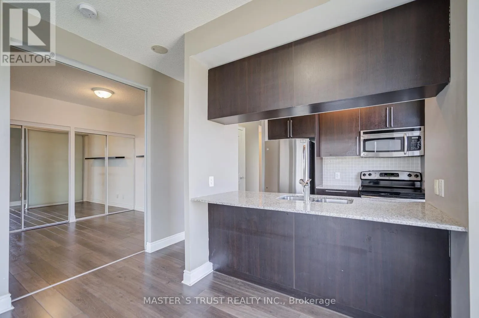 3202 - 16 BROOKERS LANE