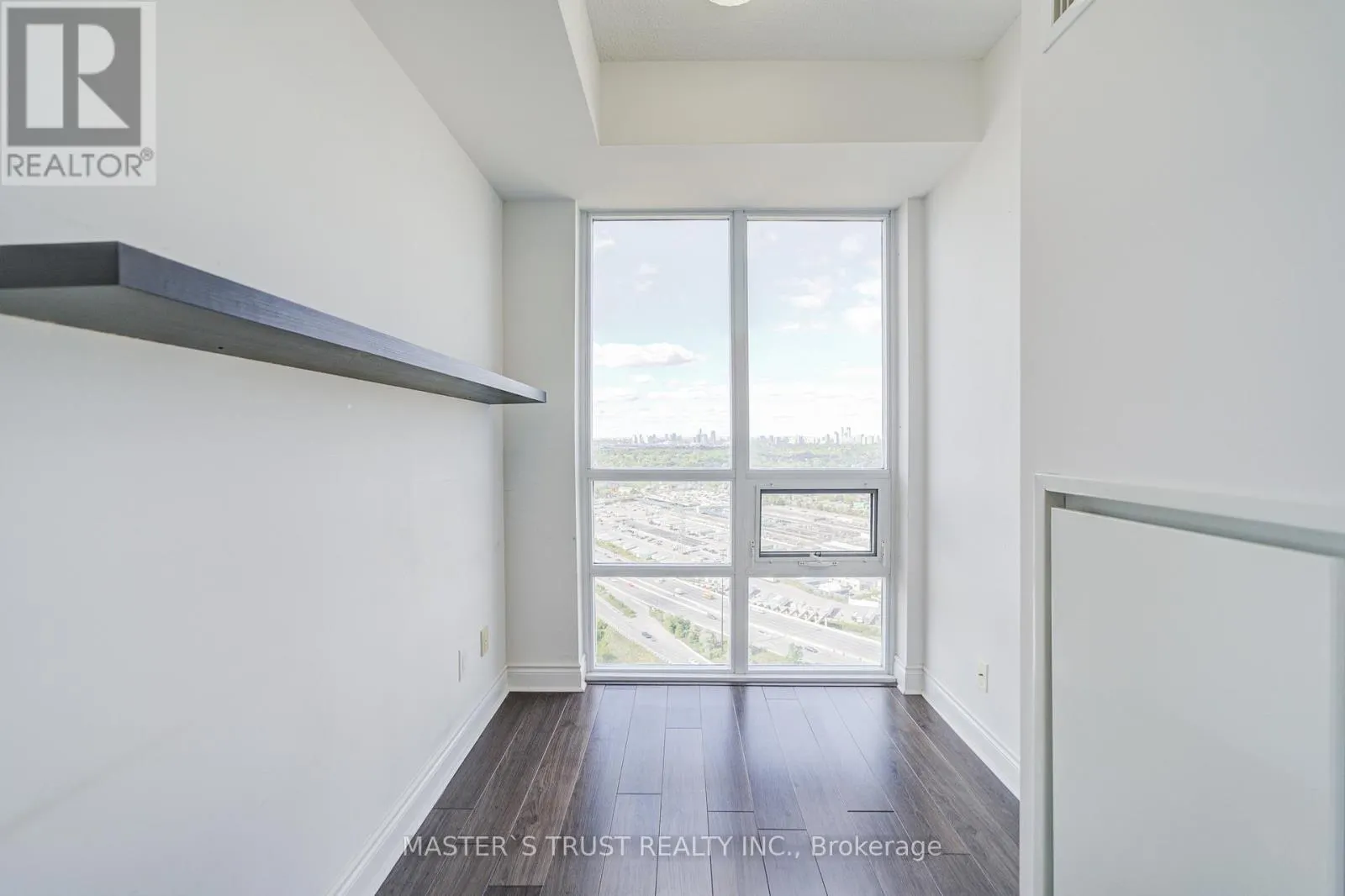 3202 - 16 BROOKERS LANE
