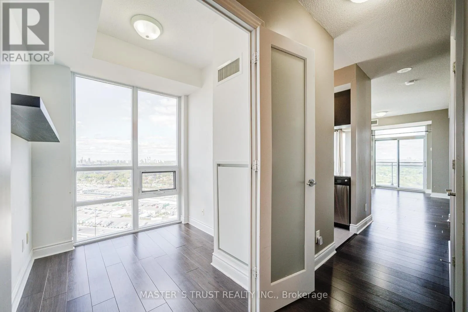 3202 - 16 BROOKERS LANE