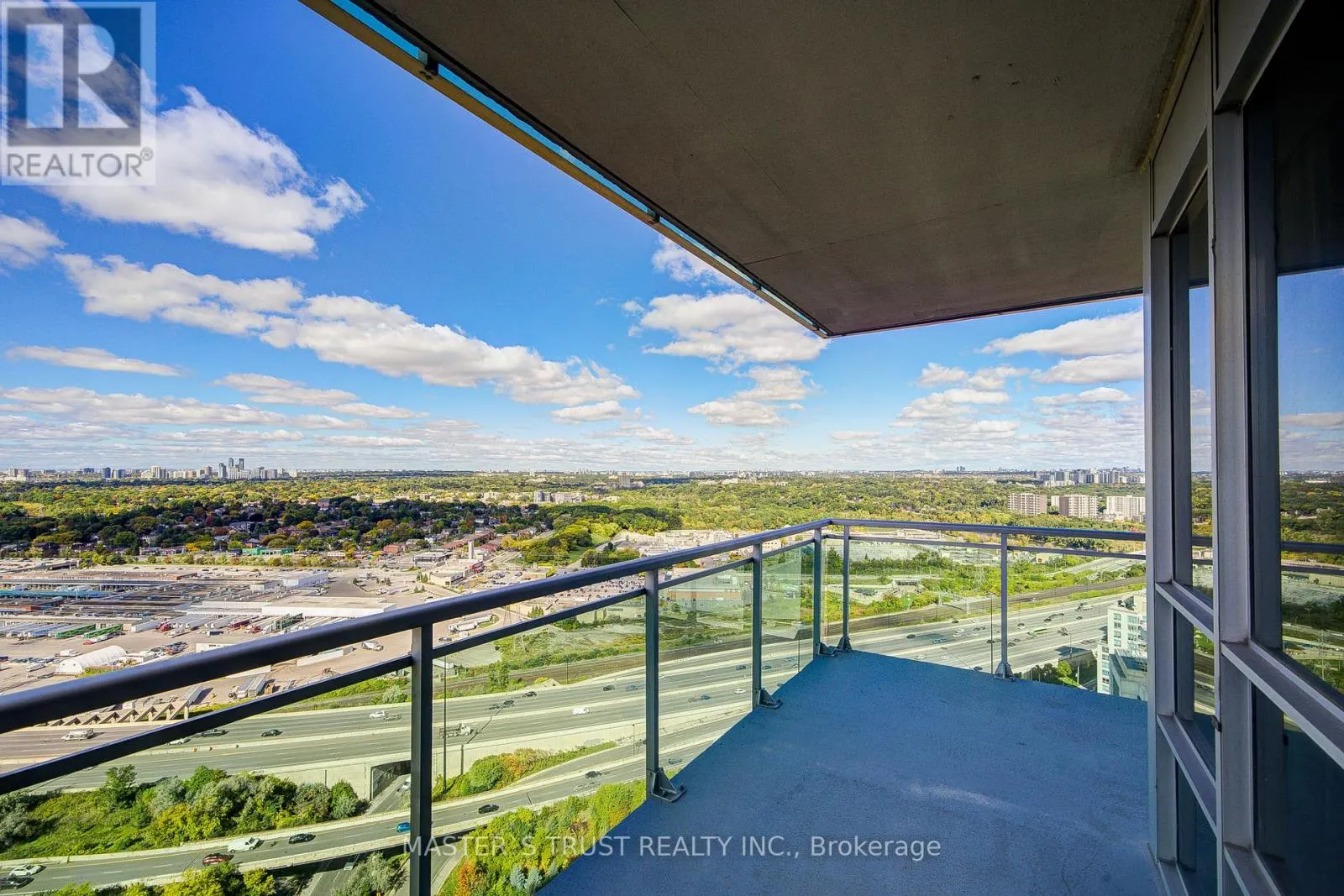 3202 - 16 BROOKERS LANE