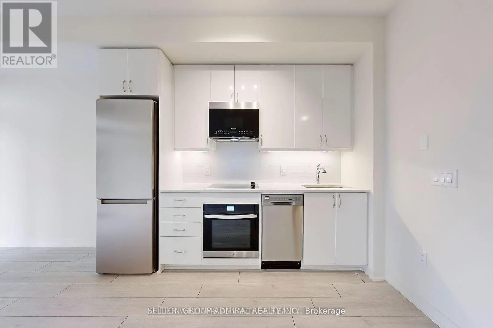 4006 - 38 ANNIE CRAIG DRIVE