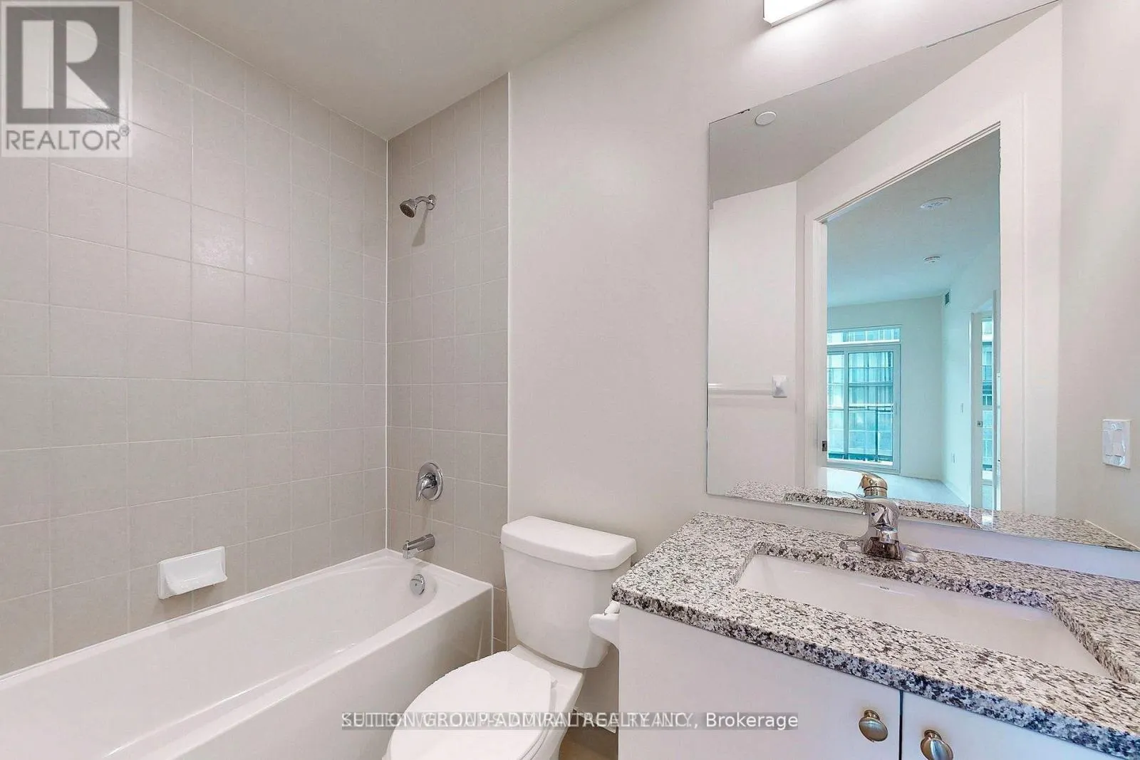 4006 - 38 ANNIE CRAIG DRIVE