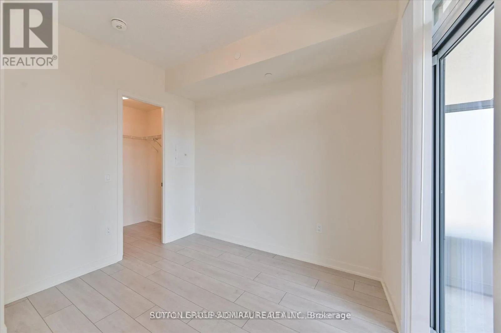 4006 - 38 ANNIE CRAIG DRIVE