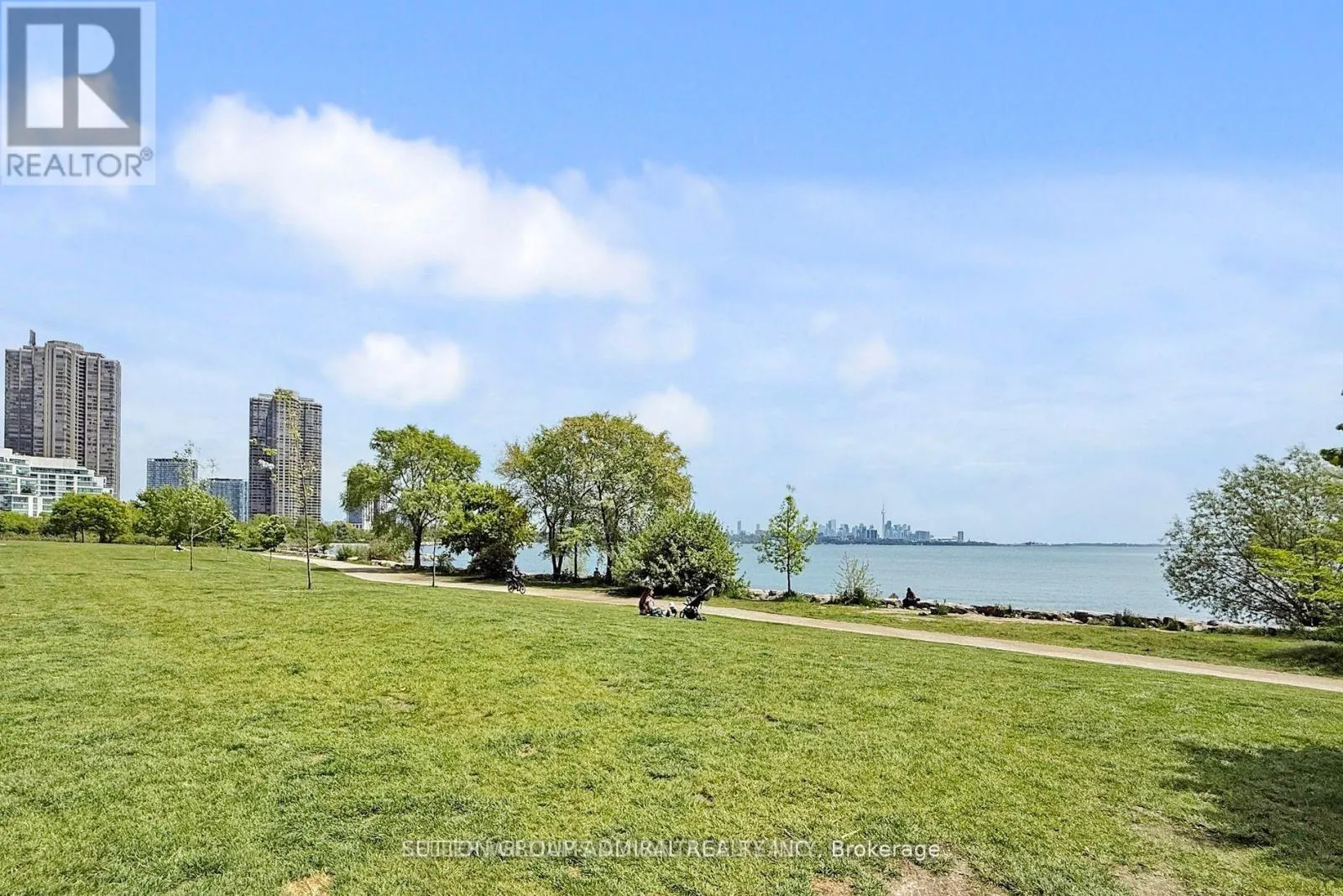 4006 - 38 ANNIE CRAIG DRIVE