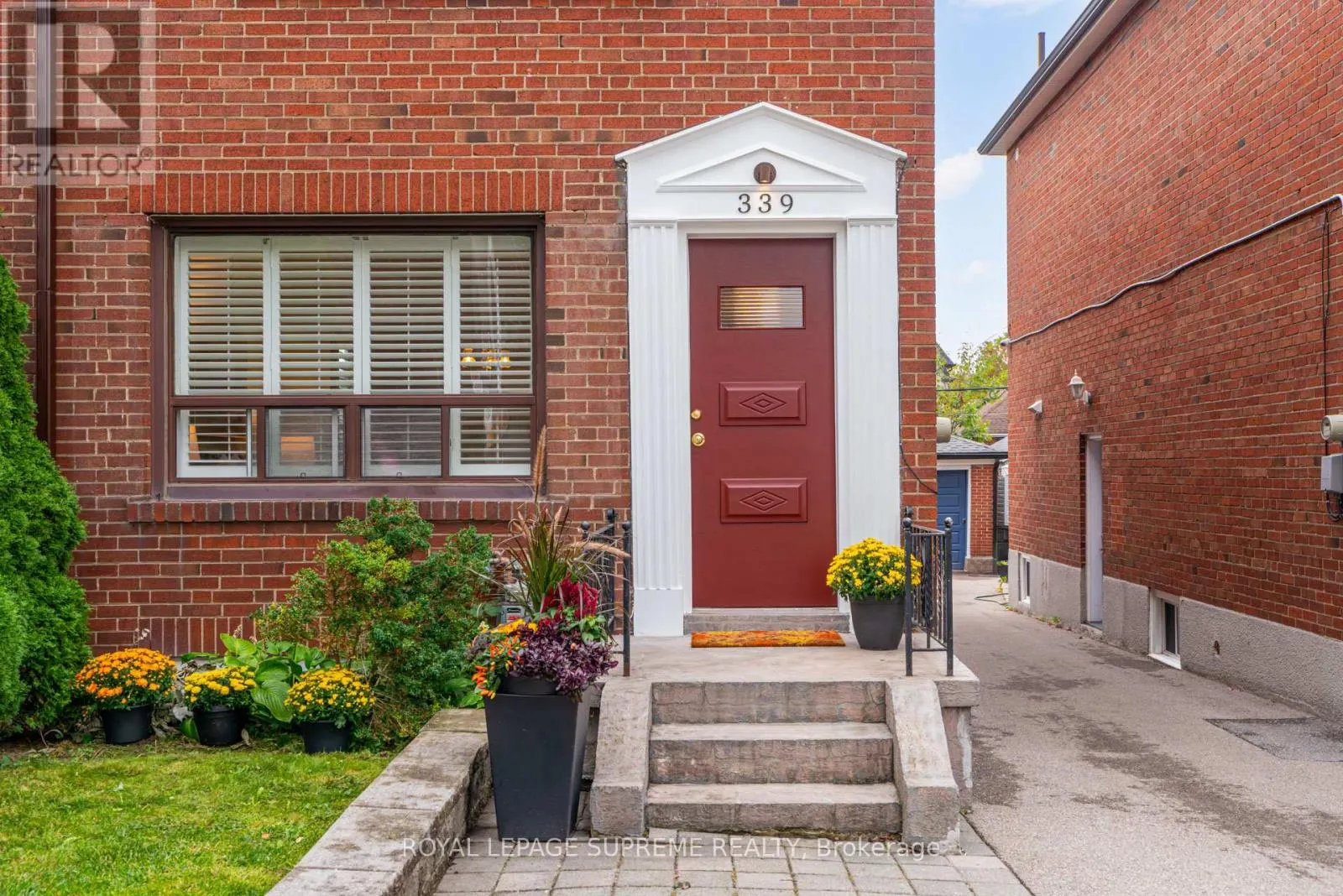 339 HOPEWELL AVENUE