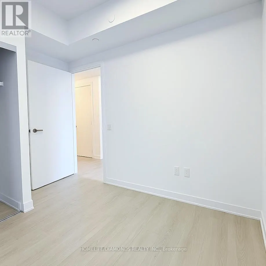 4103 - 3883 QUARTZ ROAD