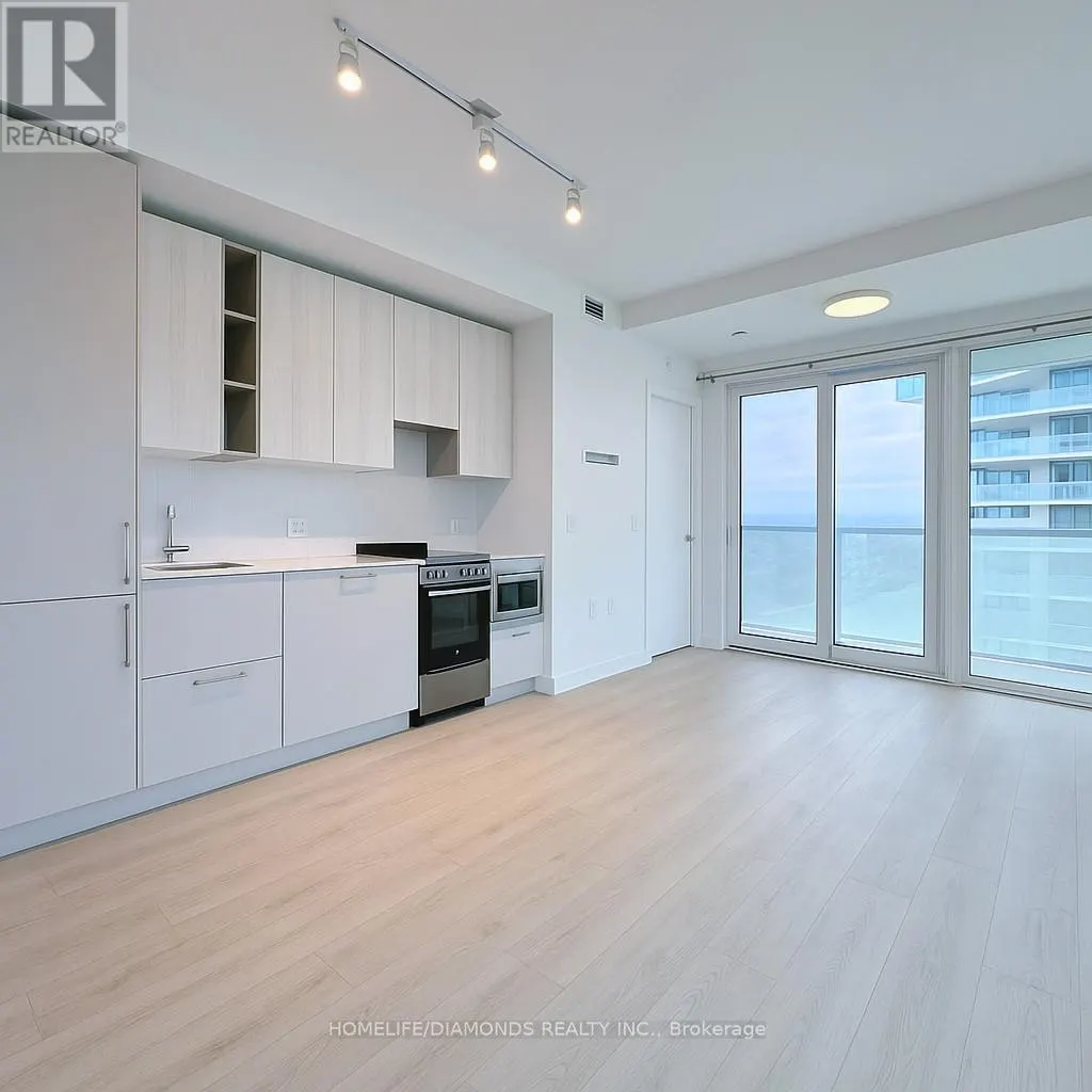 4103 - 3883 QUARTZ ROAD
