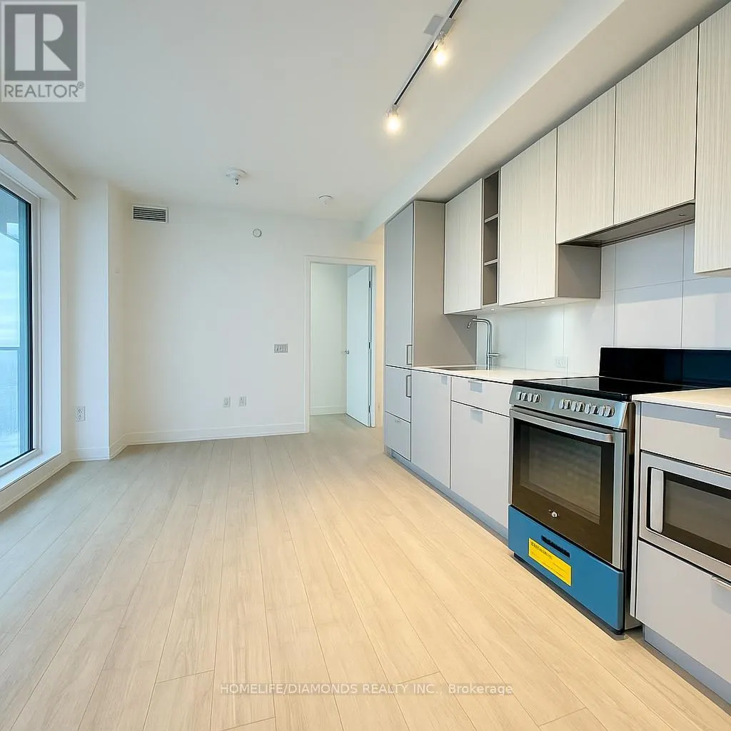 4103 - 3883 QUARTZ ROAD