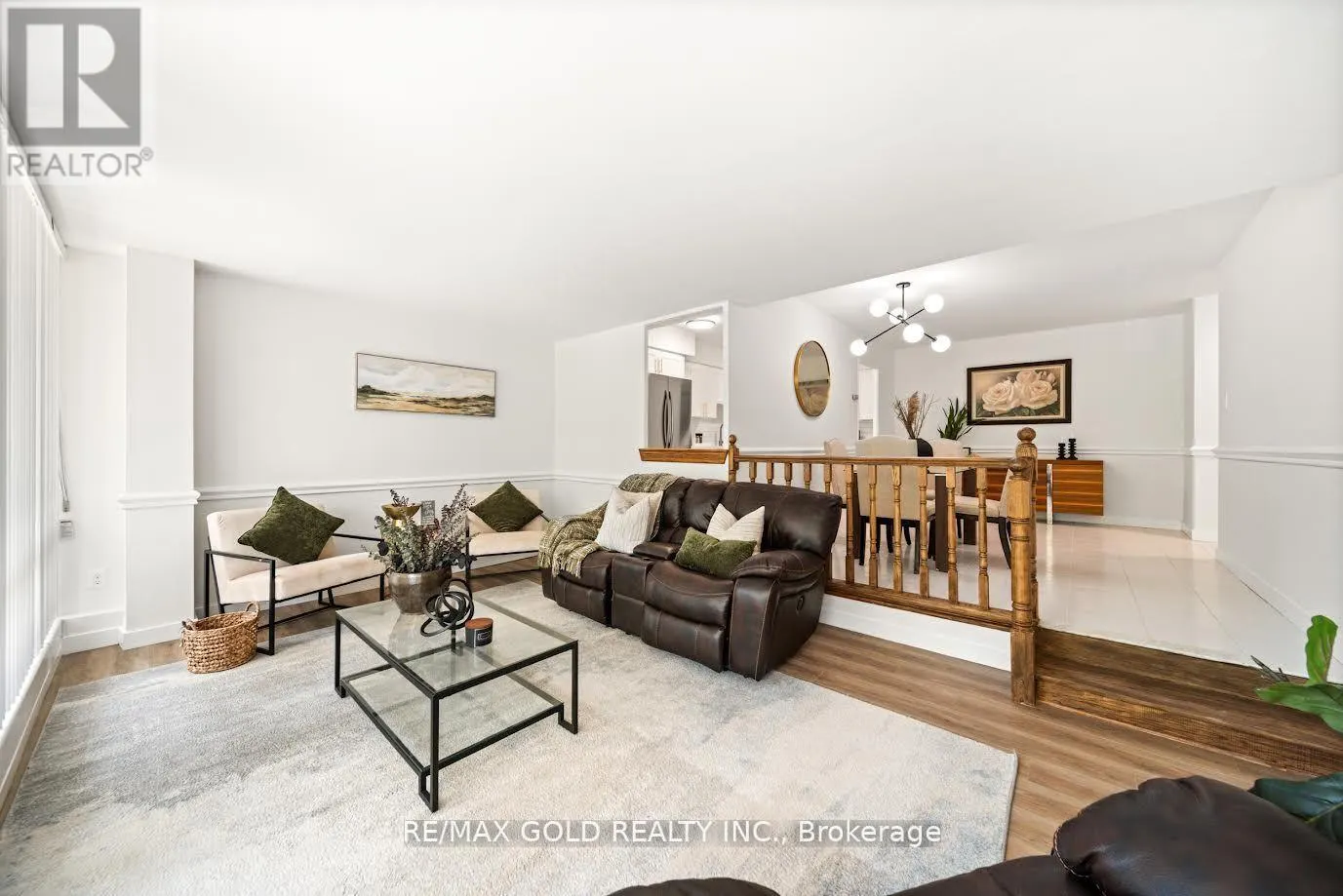 206 - 9 FOUR WINDS DRIVE