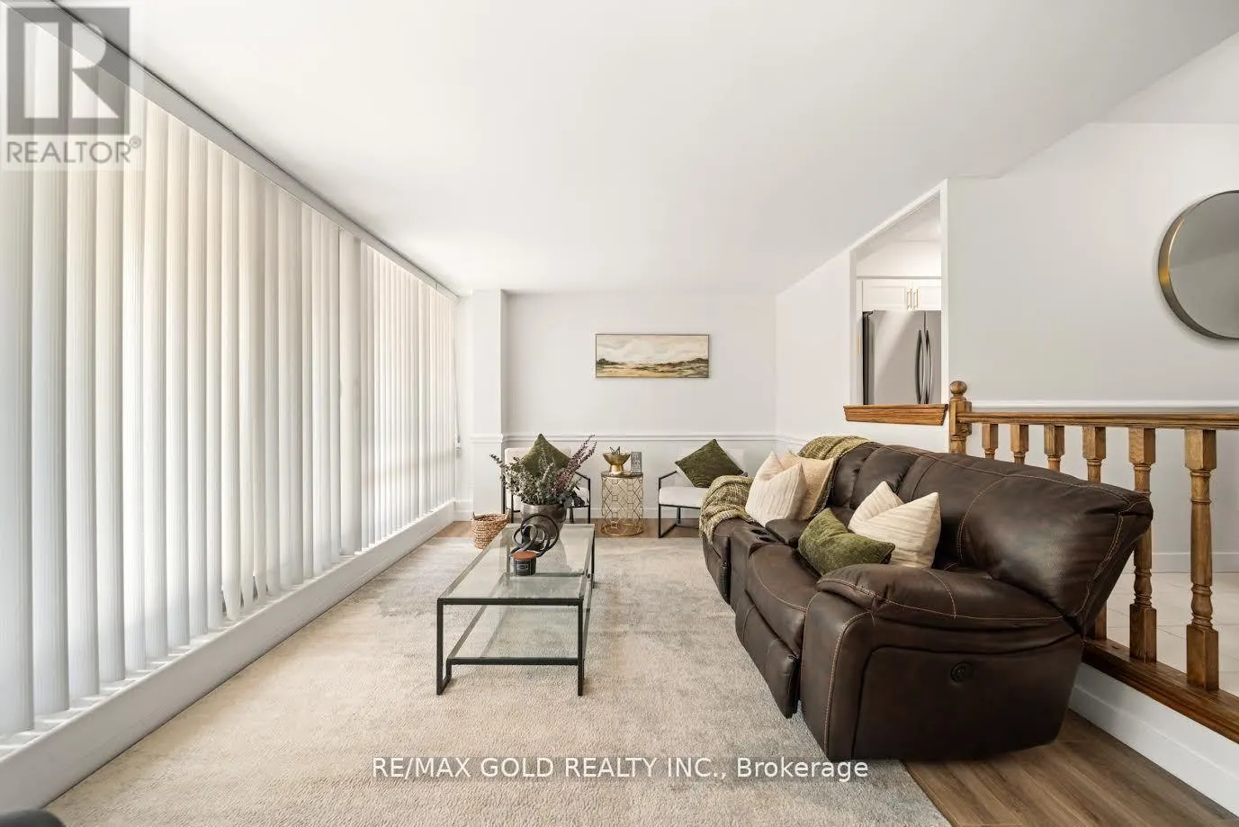 206 - 9 FOUR WINDS DRIVE