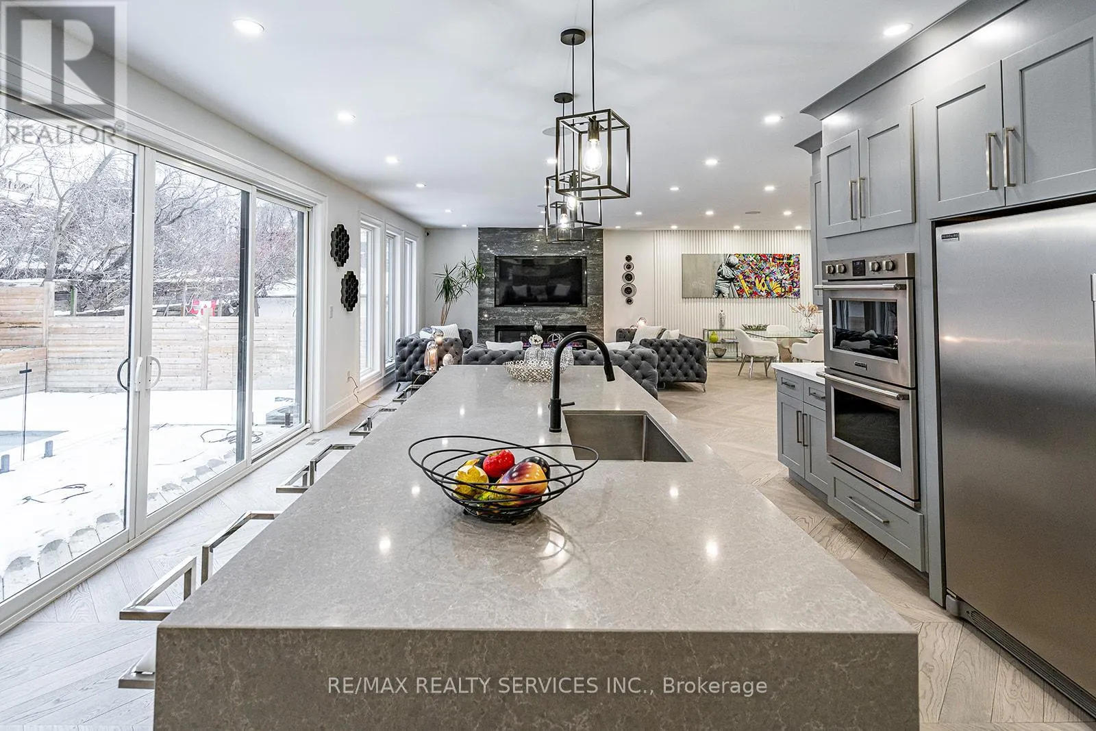 3 BONNYVIEW DRIVE