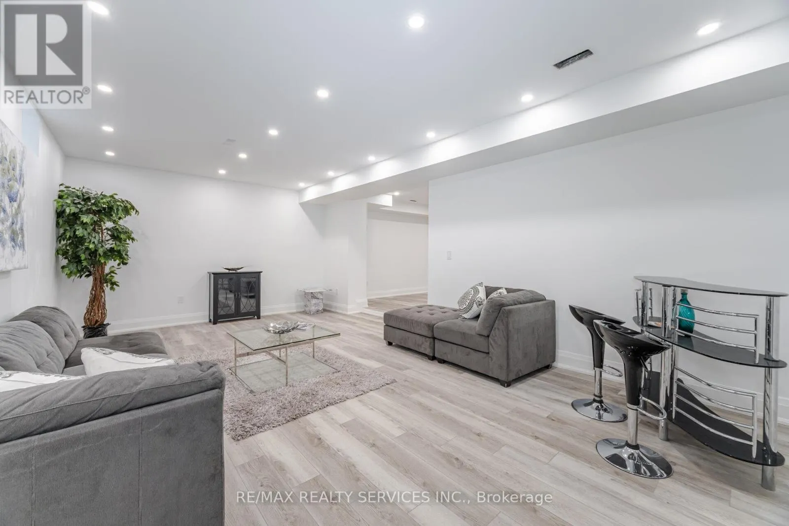 3 BONNYVIEW DRIVE