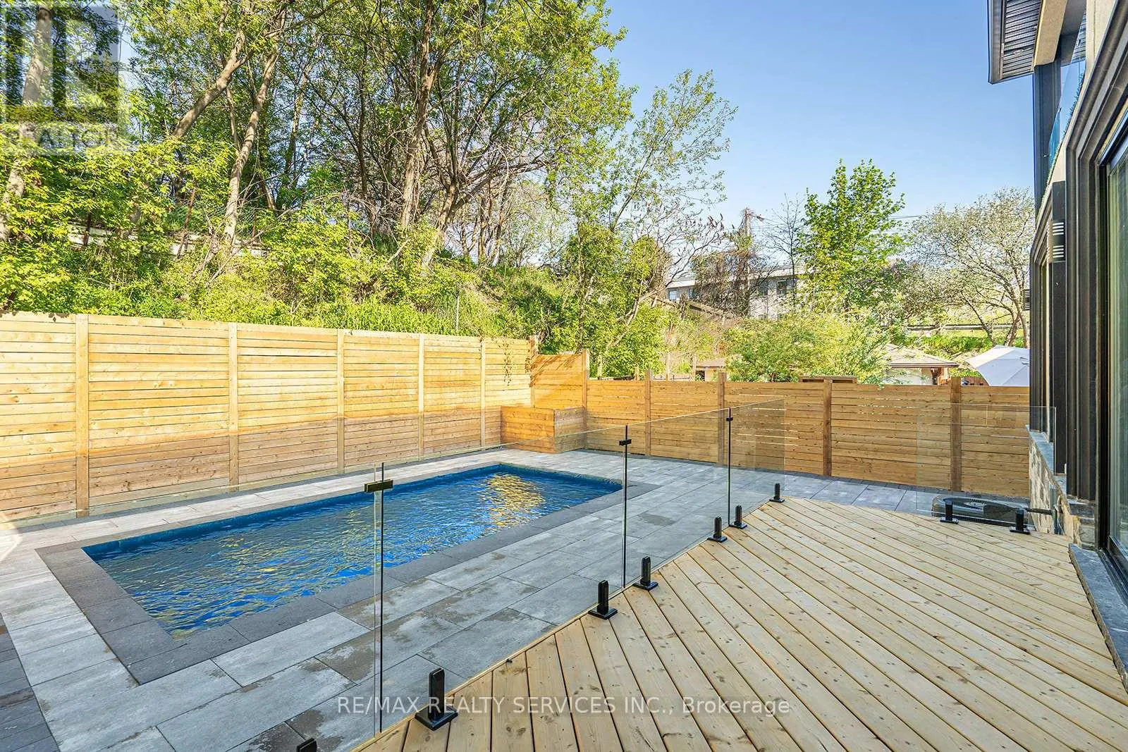 3 BONNYVIEW DRIVE