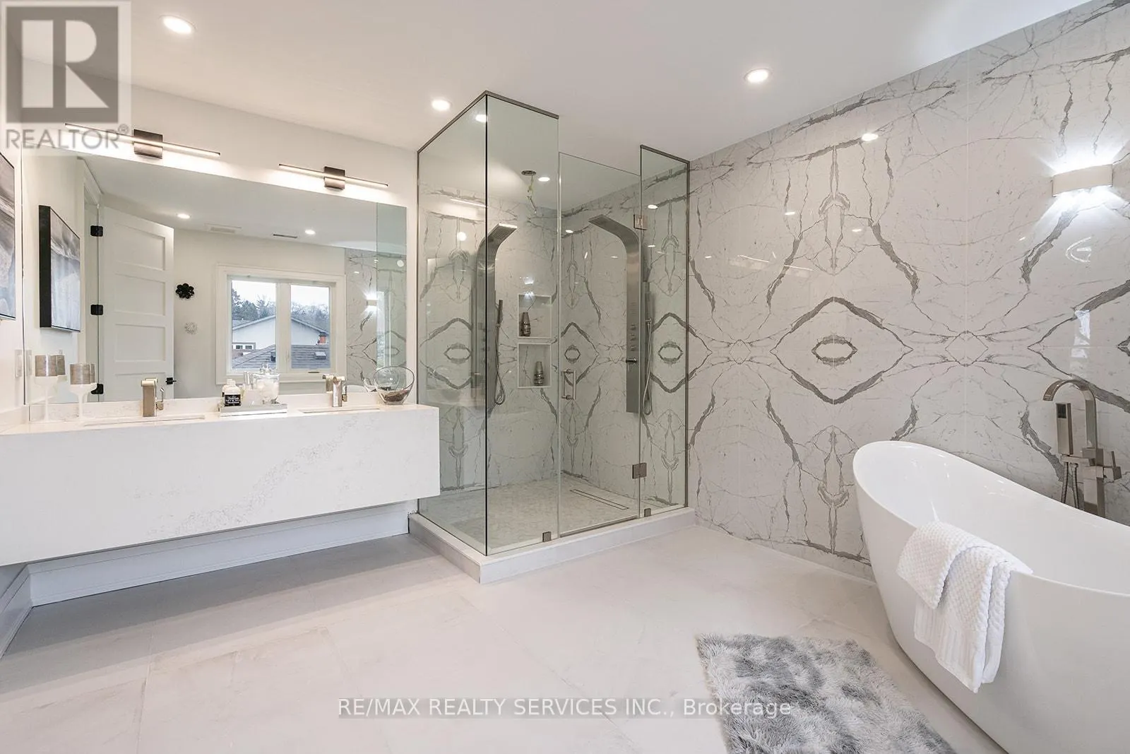 3 BONNYVIEW DRIVE