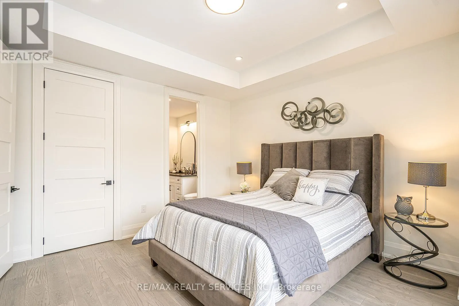3 BONNYVIEW DRIVE