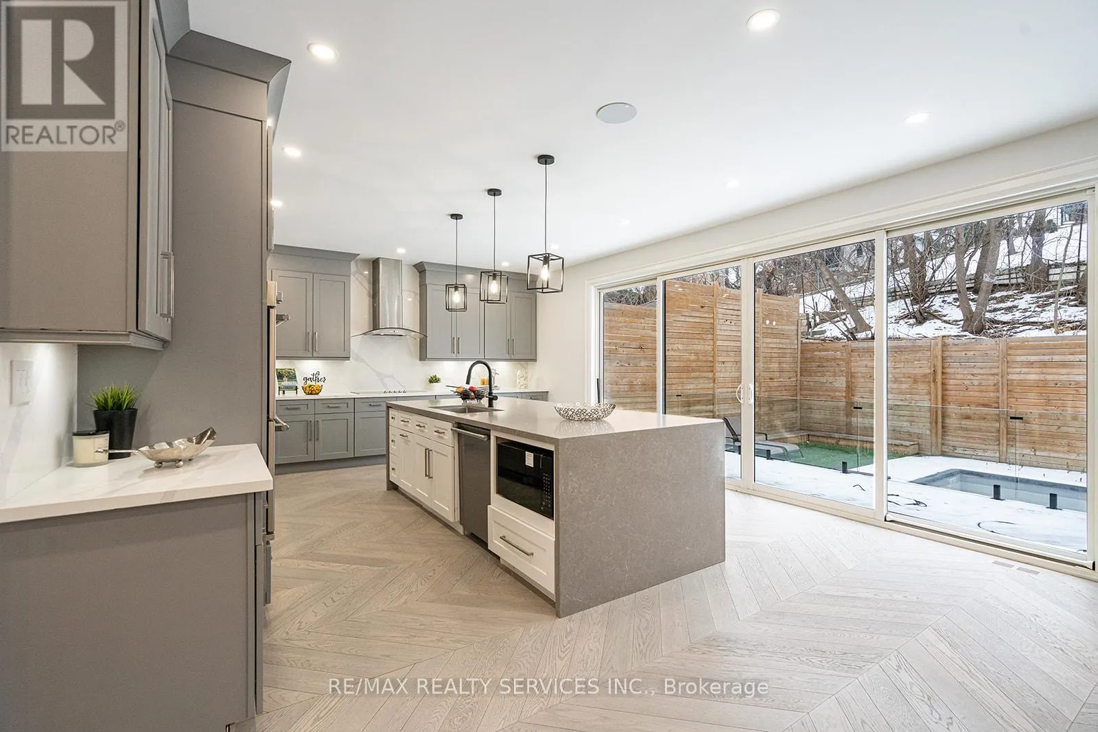 3 BONNYVIEW DRIVE