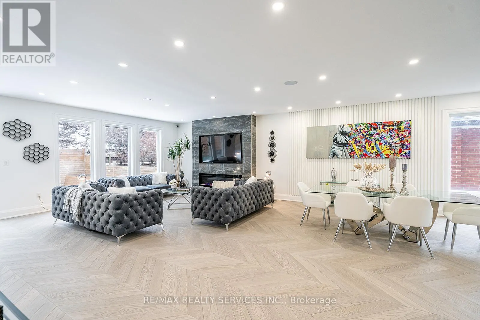 3 BONNYVIEW DRIVE