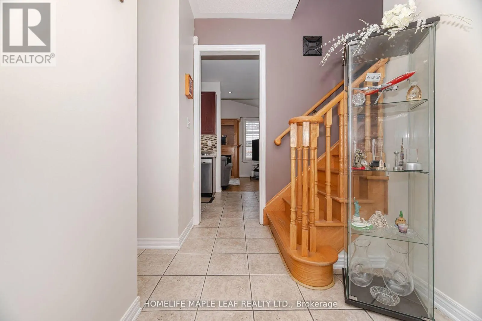 17 EAGLEFIELD GATE