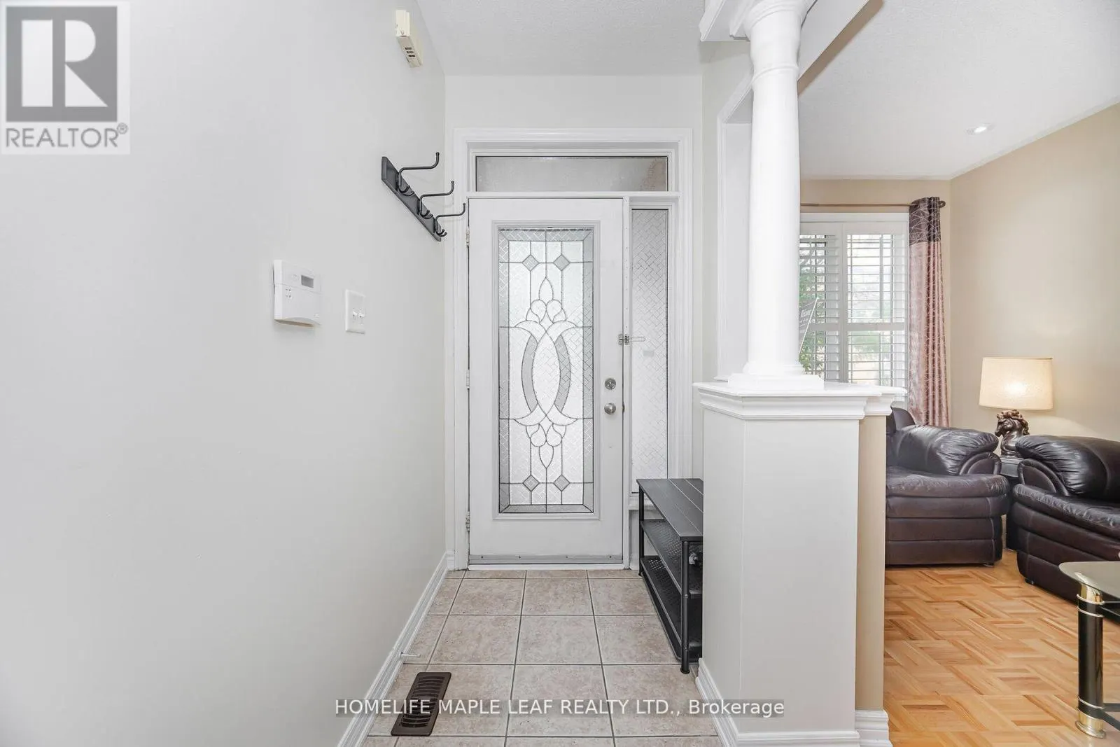 17 EAGLEFIELD GATE