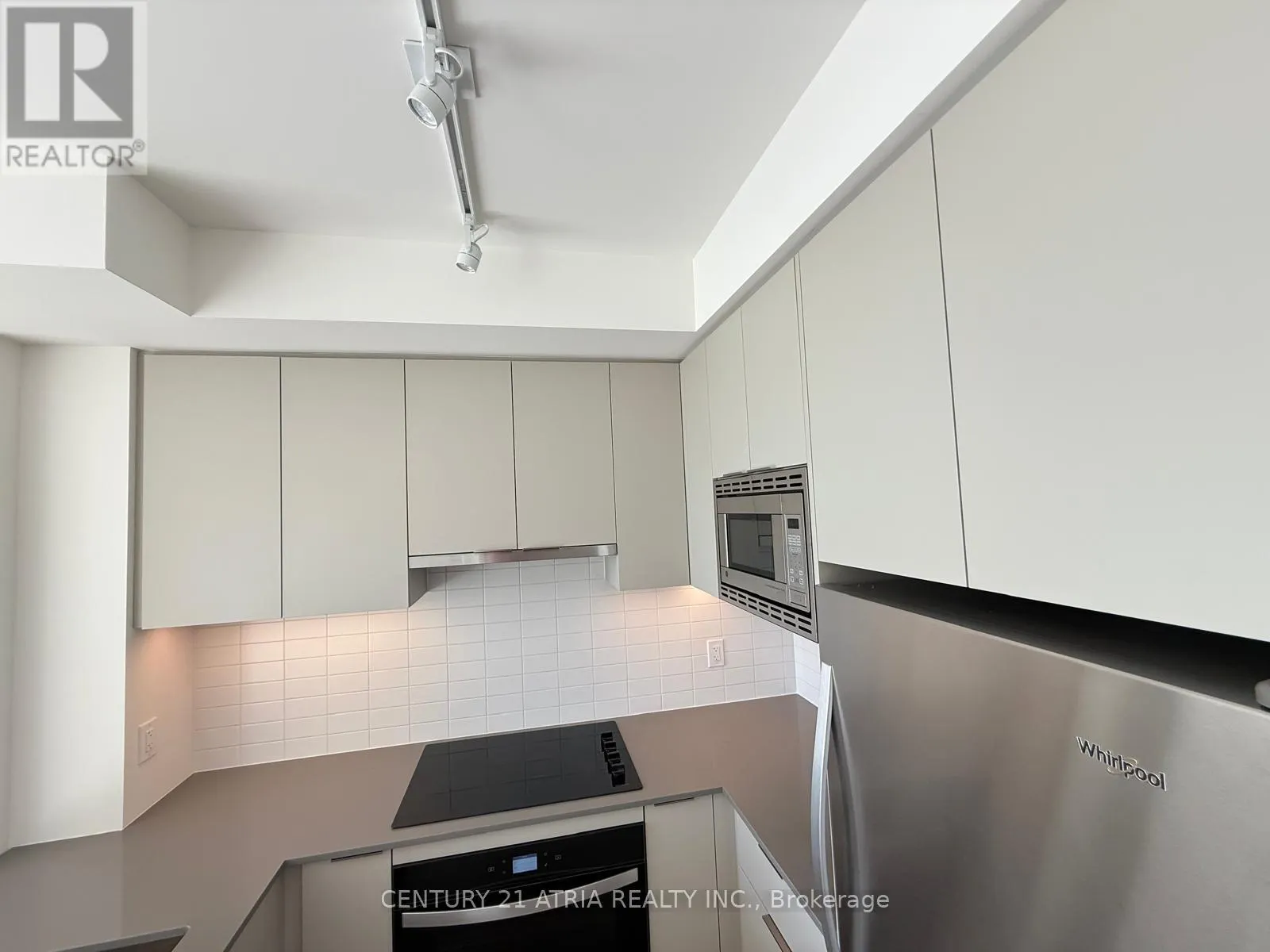 2001 - 3079 TRAFALGAR ROAD