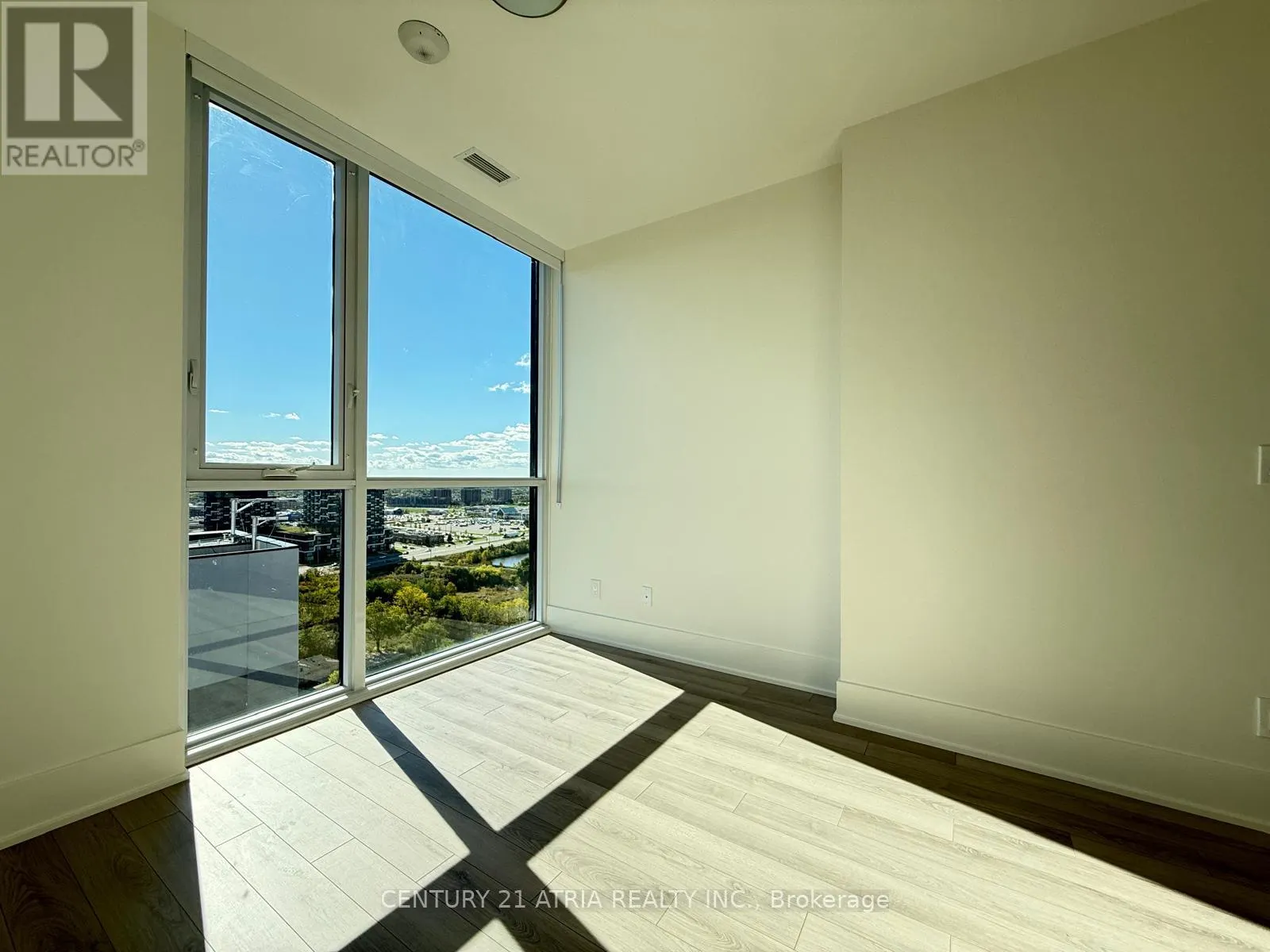 2001 - 3079 TRAFALGAR ROAD