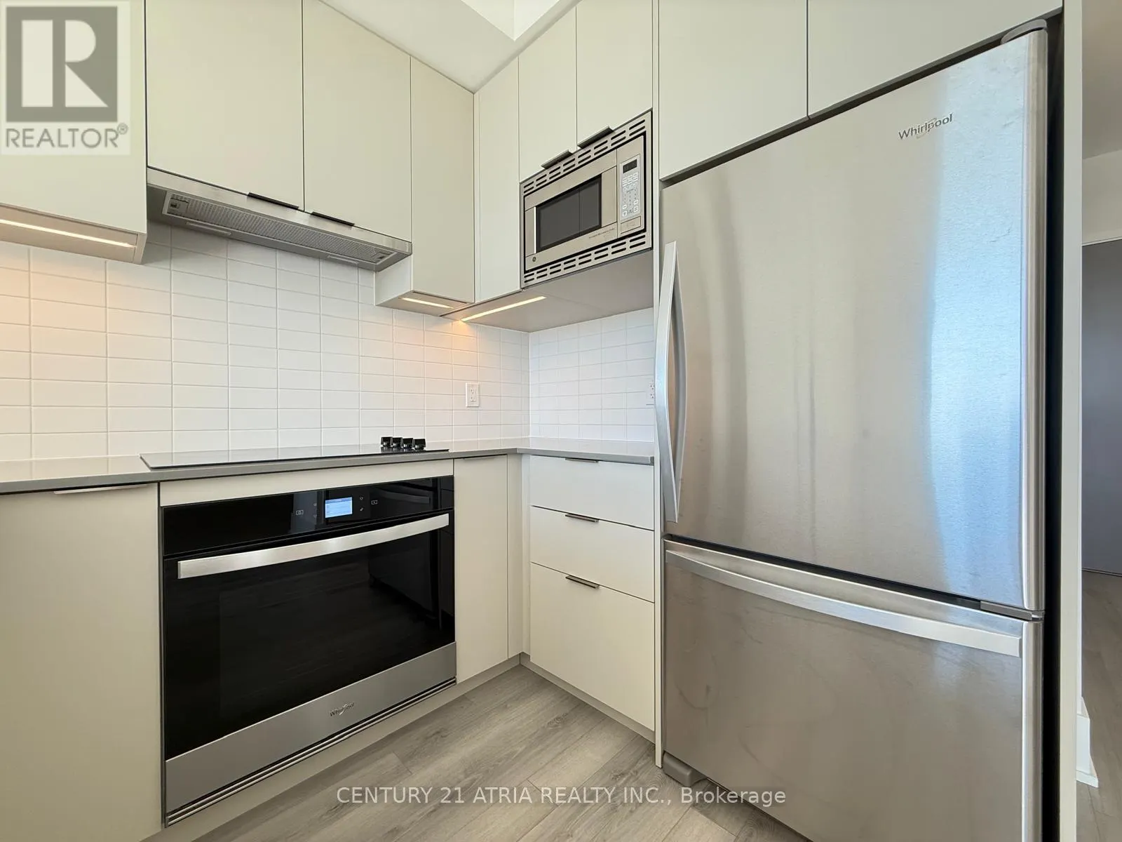 2001 - 3079 TRAFALGAR ROAD