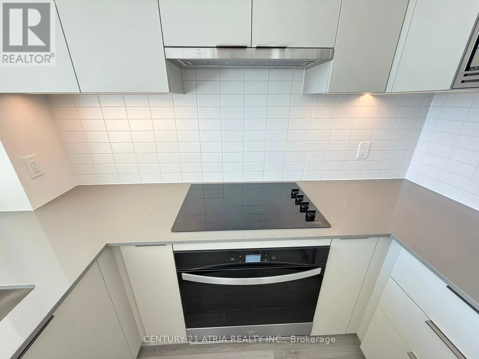 2001 - 3079 TRAFALGAR ROAD