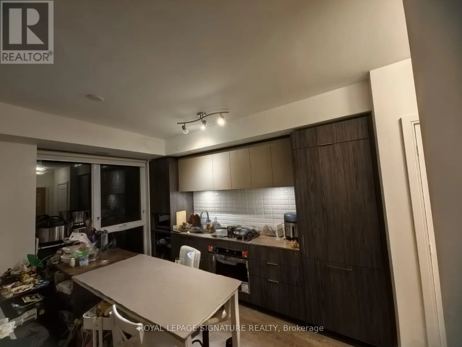 1406 - 65 ANNIE CRAIG DRIVE