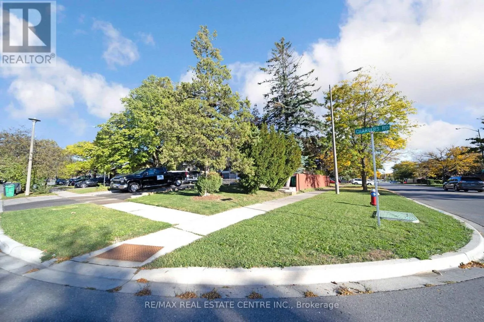 2 CHARTERS ROAD