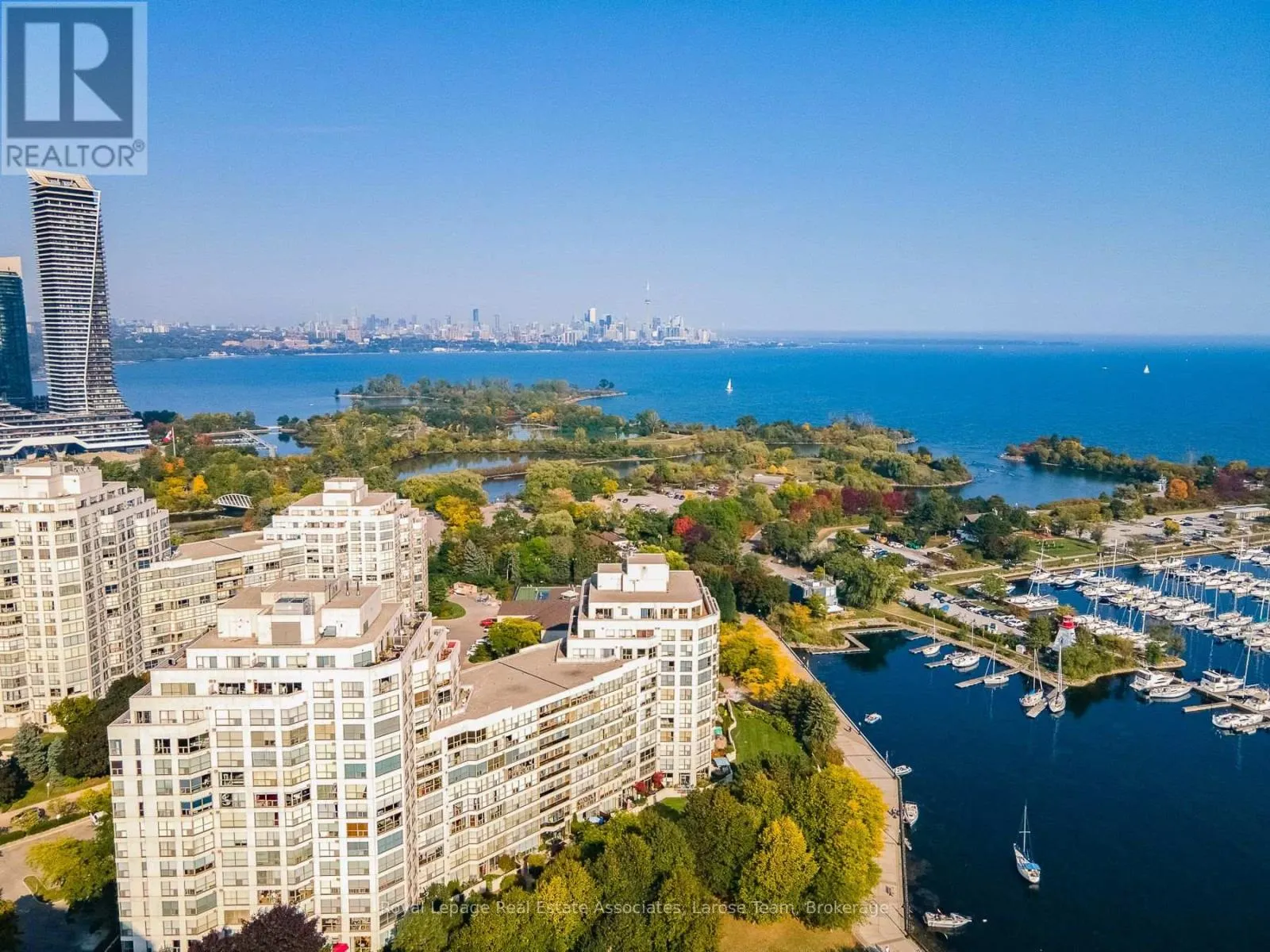809 - 3 MARINE PARADE DRIVE