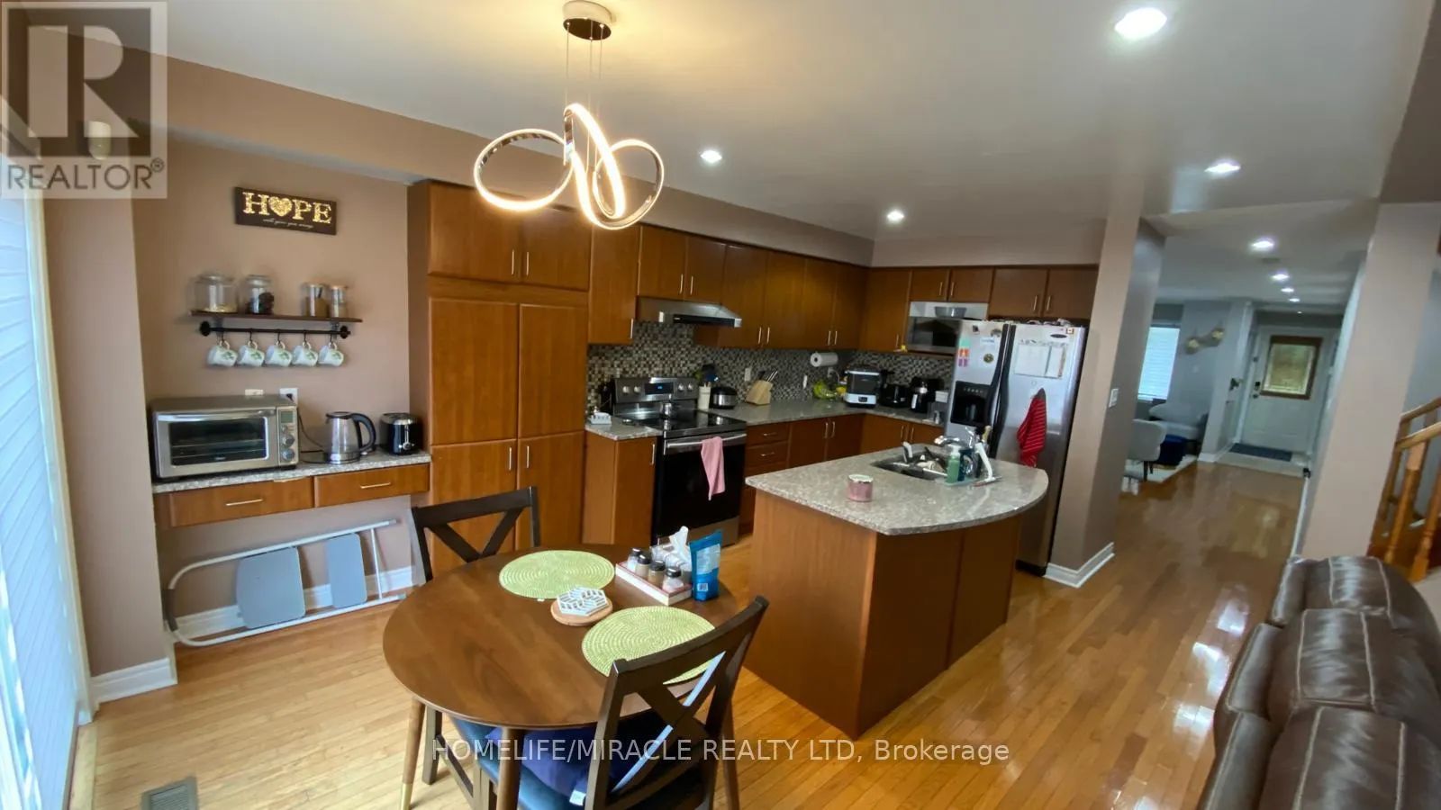 9 FAIRHILL AVENUE