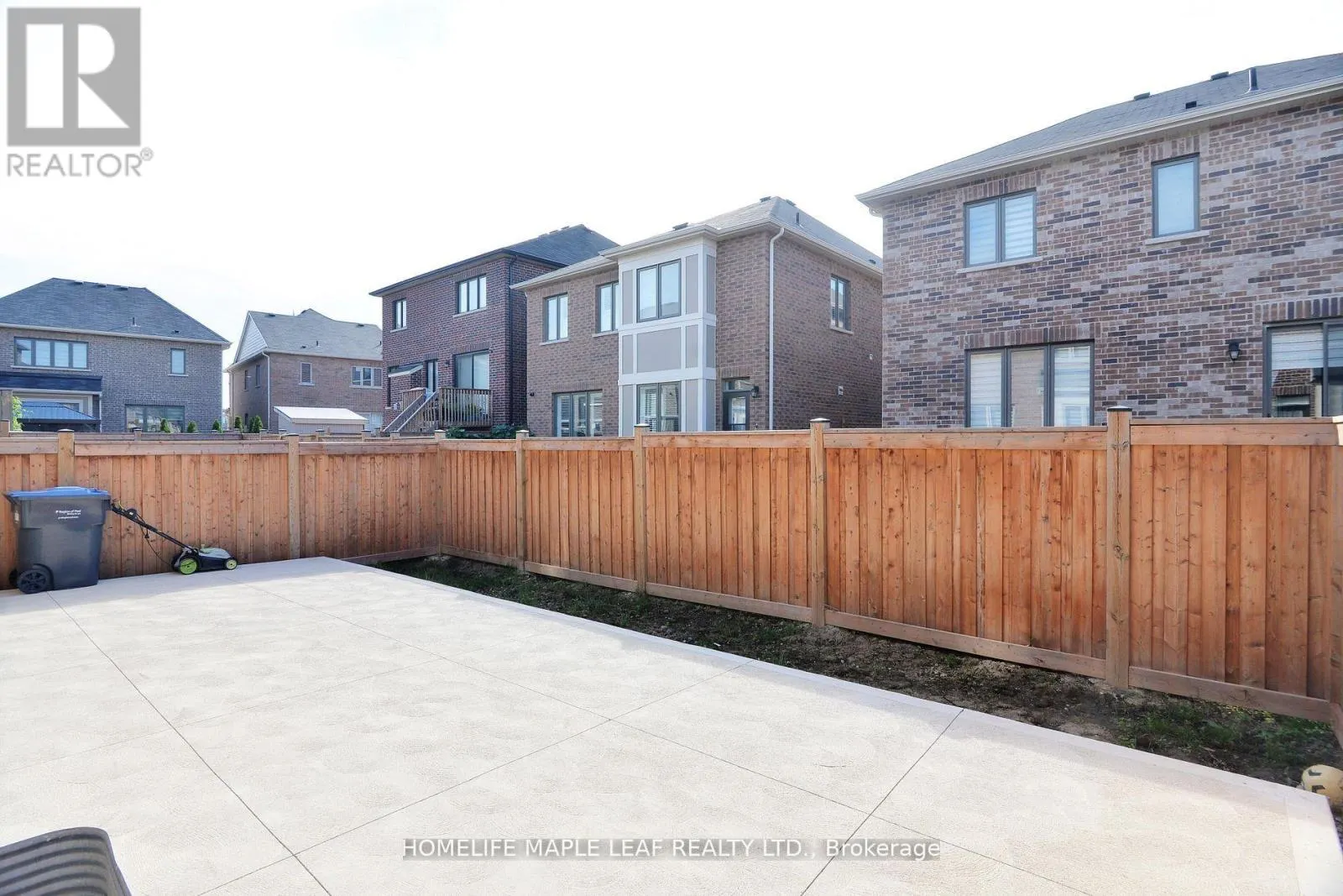 12 EBERLY WOODS DRIVE