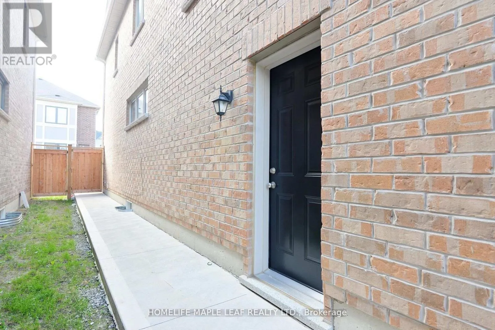 12 EBERLY WOODS DRIVE