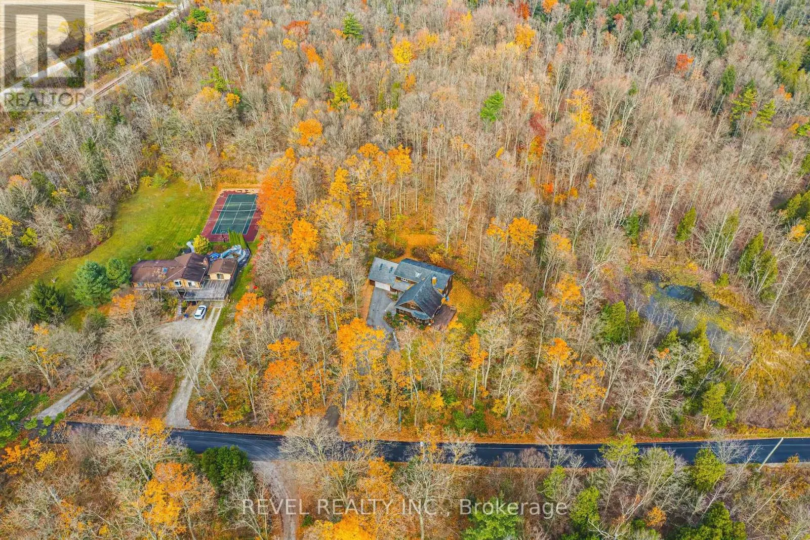 1325 3 SIDE ROAD